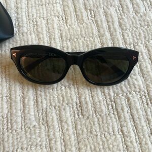 NWOT Bally women’s sunglasses and case. Made in Italy
